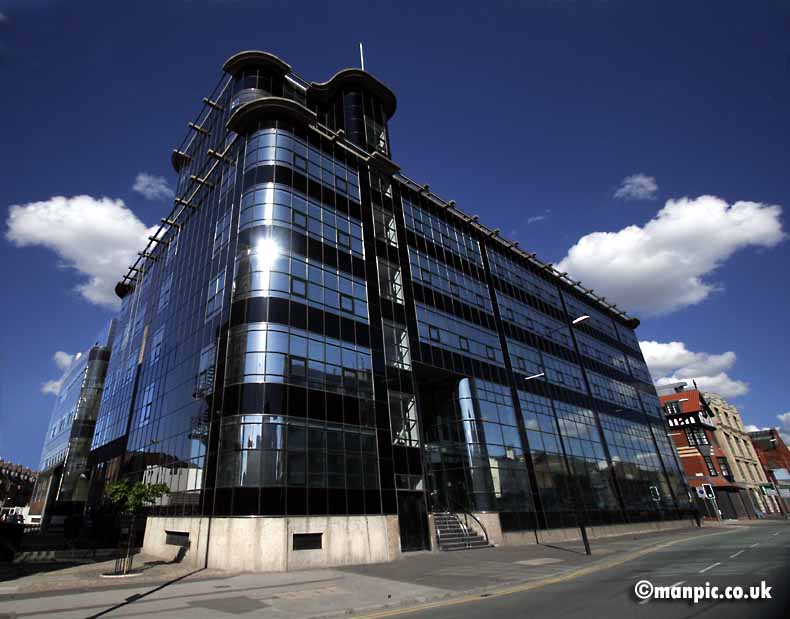 the daily
          express building manchester
